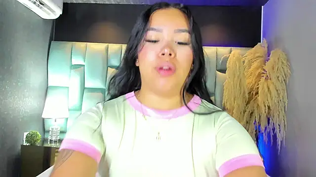 MarianaGarciaa   online show from April 2026 07:29:02 PM