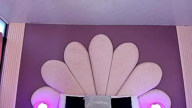 MarianaGarciaa   online show from October 2025 11:31:01 AM