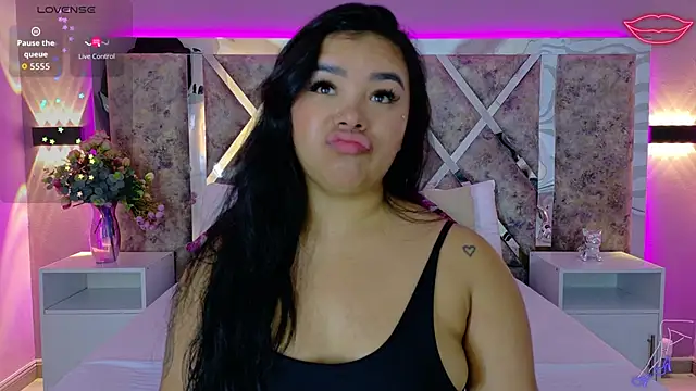 MarianaGarciaa   online show from October 2025 07:22:01 PM
