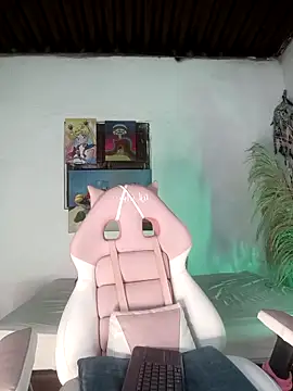 lovely kitt online show from February 2026 02:56:01 AM