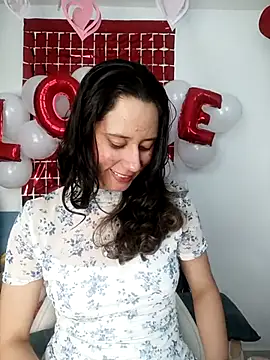 lovely kitt online show from February 2026 03:40:02 AM