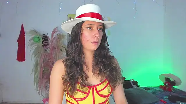 lovely kitt online show from June 2026 12:12:02 AM