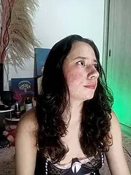 lovely kitt online show from February 2026 06:09:02 AM