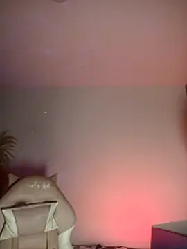 lovely kitt online show from October 2025 03:07:02 AM