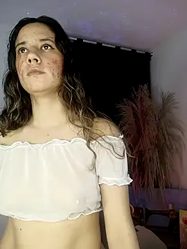 lovely kitt online show from October 2025 12:11:01 AM