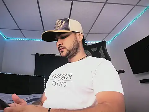 Sebas-hott online show from February 2026 09:23:01 PM