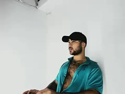 Sebas-hott online show from October 2025 10:30:02 PM