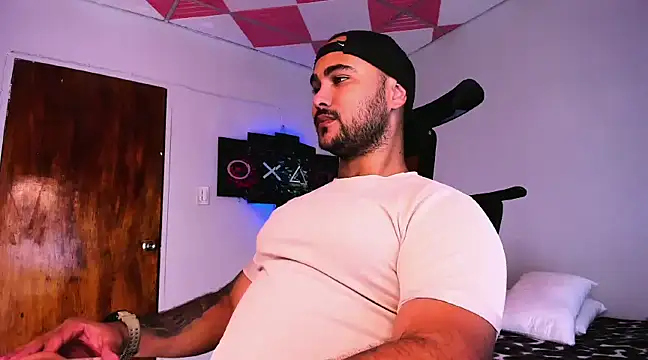 Sebas-hott online show from December 2024 03:29:02 AM