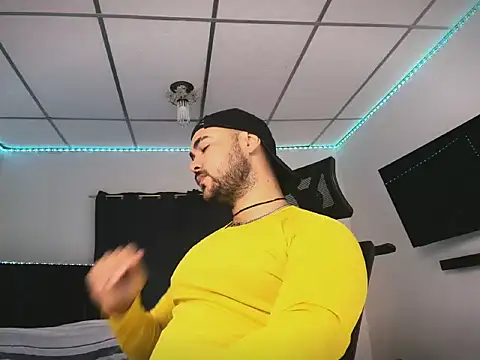 Sebas-hott online show from February 2026 09:14:01 PM