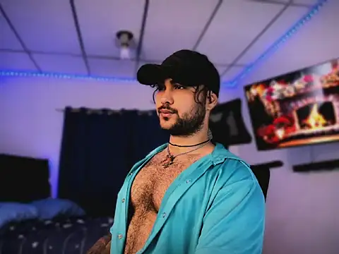 Sebas-hott online show from December 2025 10:05:01 PM