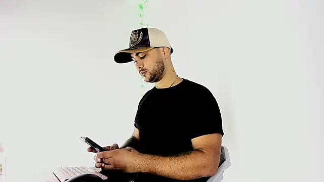 Sebas-hott online show from September 2025 10:19:02 PM