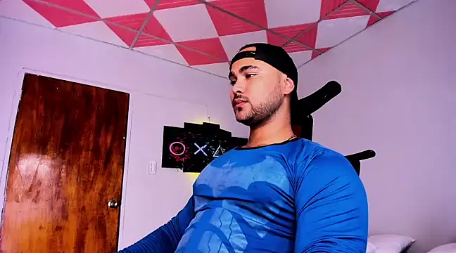 Sebas-hott online show from January 2025 03:00:01 AM