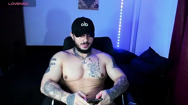 Van Velckan online show from November 2025 03:21:02 AM