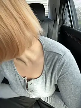 Rei1216xo online show from November 2025 02:01:02 AM