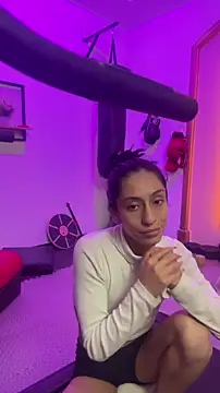 Lucy joi online show from April 2026 09:49:01 PM