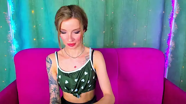 AlinaLovelyX online show from January 2026 01:42:02 AM