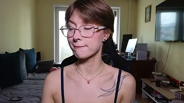 MalvinaBlum online show from April 2026 05:14:02 AM