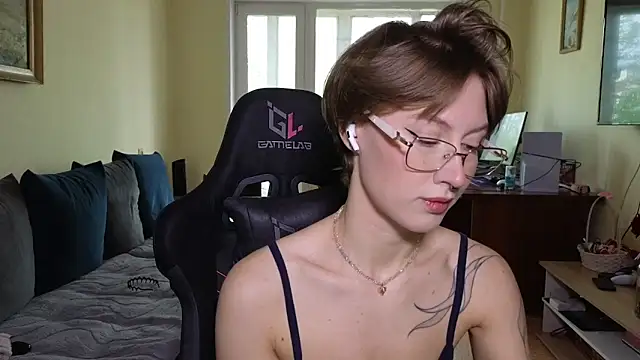 MalvinaBlum online show from May 2026 06:23:03 AM