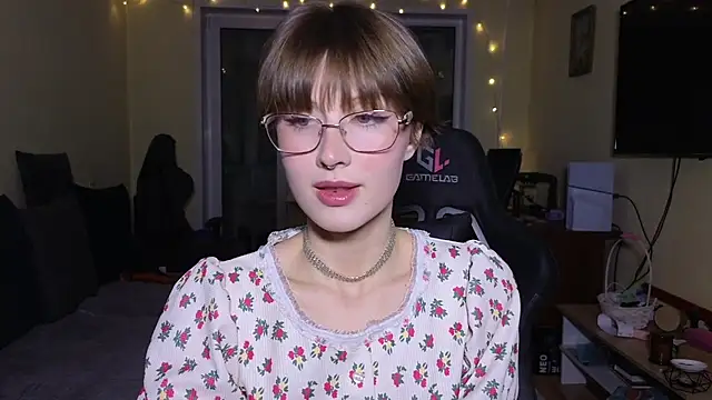 Snapshot of MalvinaBlum chatting on January 2026 08:56:01 PM MalvinaBlum online show from January 2026 08:56:01 PM