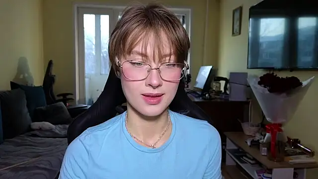 Snapshot of MalvinaBlum chatting on February 2026 10:47:01 AM MalvinaBlum online show from February 2026 10:47:01 AM