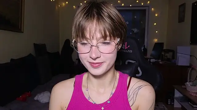 Snapshot of MalvinaBlum chatting on January 2026 02:04:02 AM MalvinaBlum online show from January 2026 02:04:02 AM