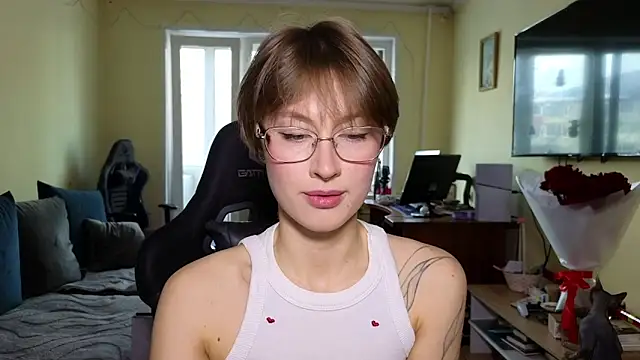 Snapshot of MalvinaBlum chatting on February 2026 09:31:01 AM MalvinaBlum online show from February 2026 09:31:01 AM