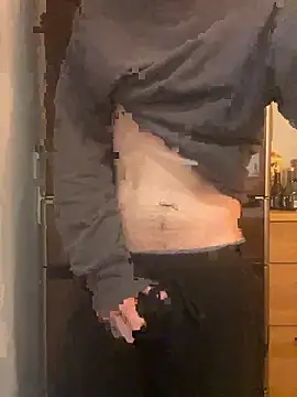 saku chan live online show from November 2025 05:02:01 PM