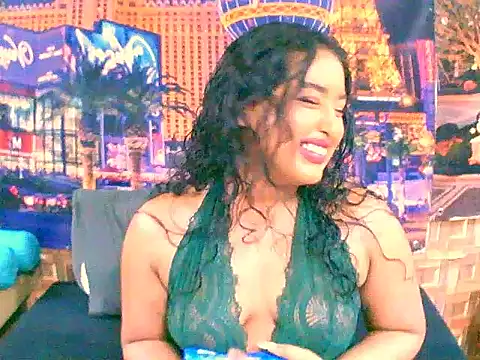 Snapshot of IndianAngel4u chatting on October 2025 05:40:01 AM IndianAngel4u online show from October 2025 05:40:01 AM