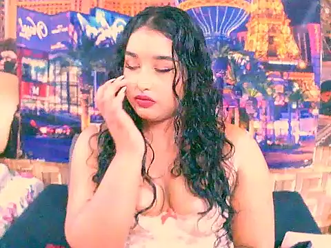 Snapshot of IndianAngel4u chatting on October 2025 05:31:02 AM IndianAngel4u online show from October 2025 05:31:02 AM