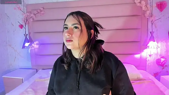 sabrinamilani online show from April 2026 04:48:01 AM