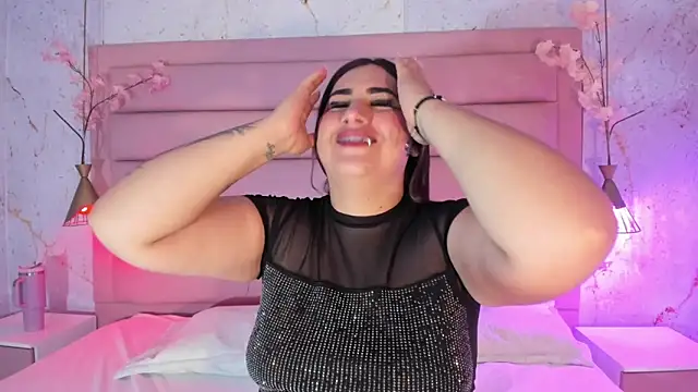 Snapshot of sabrinamilani chatting on February 2026 03:16:02 AM sabrinamilani online show from February 2026 03:16:02 AM