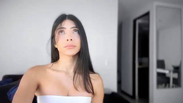 angelturned001 online show from February 2026 08:53:01 PM