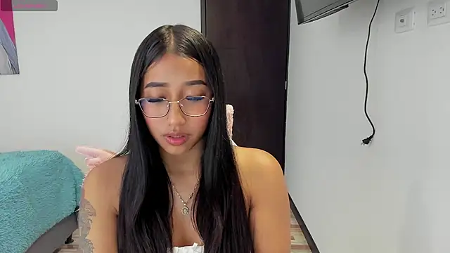 isa bellaa0 online show from March 2025 12:31:01 AM