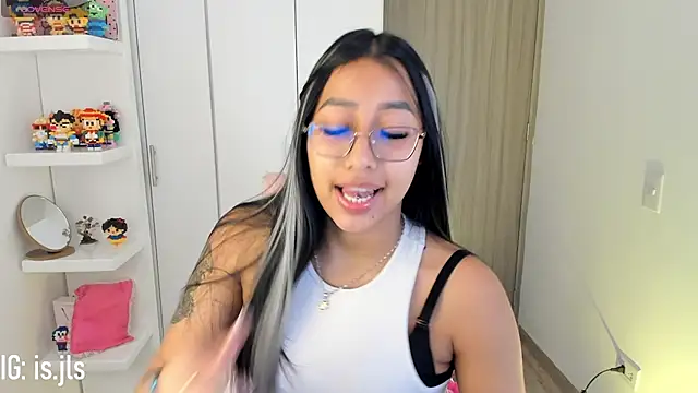 isa bellaa0 online show from October 2025 12:45:02 AM