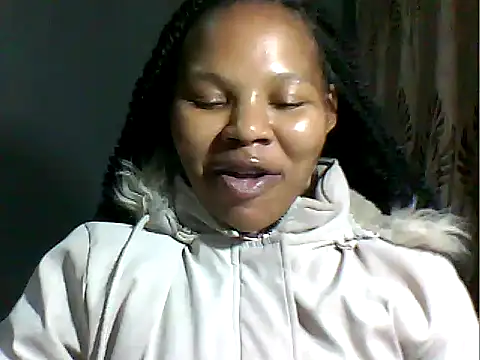 MAZINGDIVA1994 online show from February 2025 04:53:02 PM