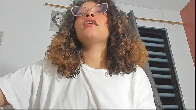 Ada gales  online show from December 2025 04:57:02 AM