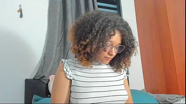 Ada gales  online show from November 2025 02:48:01 AM