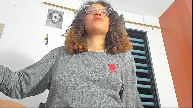 Ada gales  online show from November 2025 04:26:01 AM