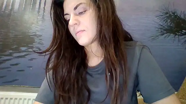 Snapshot of AliceTailor chatting on November 2025 07:23:01 AM AliceTailor online show from November 2025 07:23:01 AM