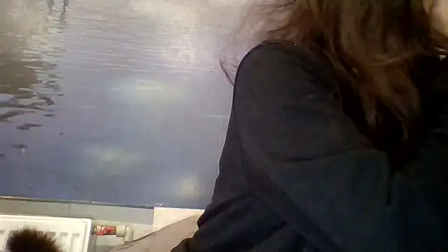 Snapshot of AliceTailor chatting on November 2025 08:20:02 PM AliceTailor online show from November 2025 08:20:02 PM