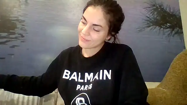 Snapshot of AliceTailor chatting on December 2025 12:11:01 PM AliceTailor online show from December 2025 12:11:01 PM