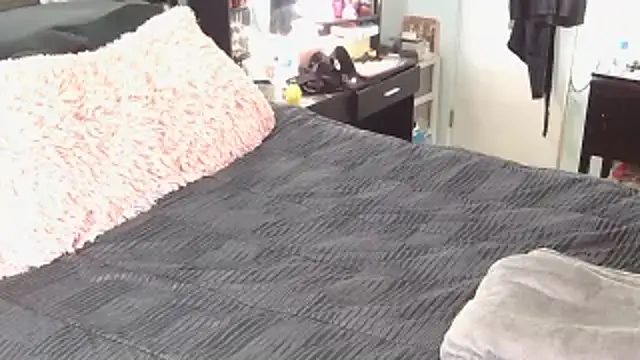 Snapshot of exxxtrasmall chatting on November 2025 05:34:01 AM exxxtrasmall online show from November 2025 05:34:01 AM