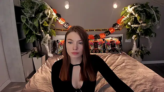 Snapshot of IceDanielles chatting on October 2025 01:33:02 PM IceDanielles online show from October 2025 01:33:02 PM