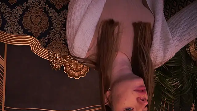 Snapshot of IceDanielles chatting on November 2025 01:33:02 PM IceDanielles online show from November 2025 01:33:02 PM