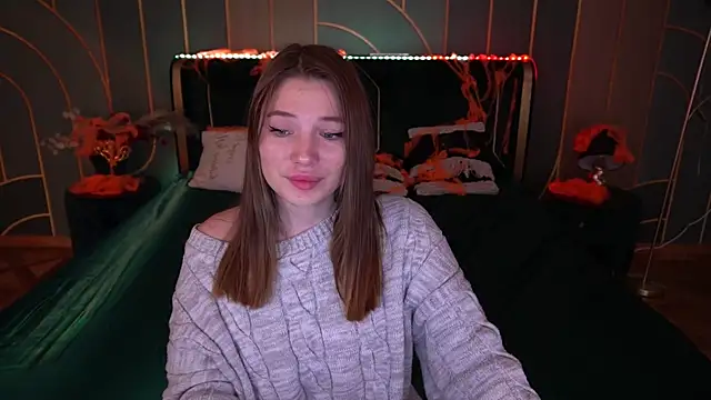 Snapshot of IceDanielles chatting on October 2025 01:32:02 PM IceDanielles online show from October 2025 01:32:02 PM