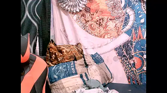 Snapshot of Harl3ysugar4u chatting on March 2025 12:06:02 PM Harl3ysugar4u online show from March 2025 12:06:02 PM