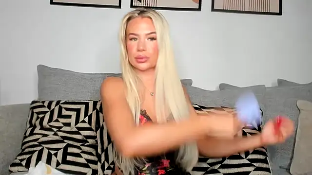 Snapshot of Alexia-Lee chatting on February 2026 10:23:02 PM Alexia-Lee online show from February 2026 10:23:02 PM