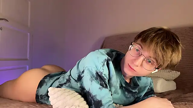 itsmaxxbaby  online show from February 2026 06:43:02 AM