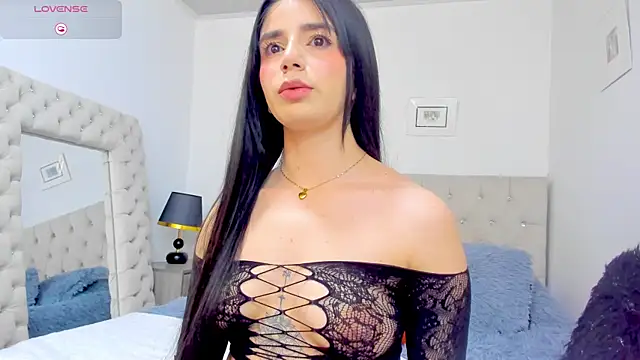 carlaperez  online show from May 2026 03:23:01 AM