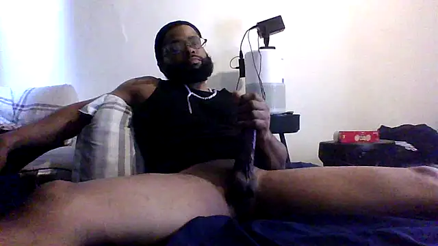 Snapshot of Enos3 chatting on February 2026 06:04:02 PM Enos3 online show from February 2026 06:04:02 PM